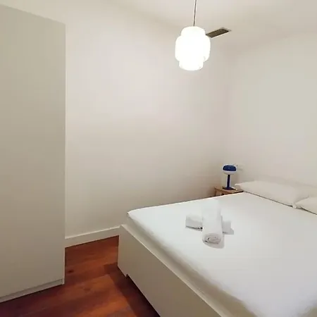 Vibescoruna- Picavia 3 Apartment