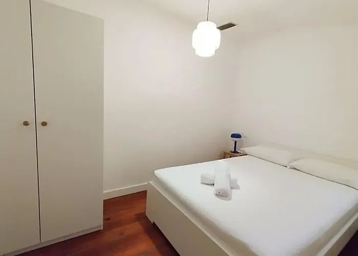 Vibescoruna- Picavia 3 Daire